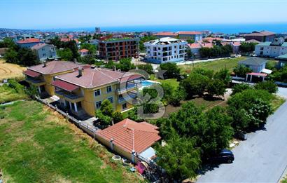 BÜYÜKÇEKMECE CELALİYEDE EŞYALI KREDİYE UYGUN SATILIK 5+2 VİLLA