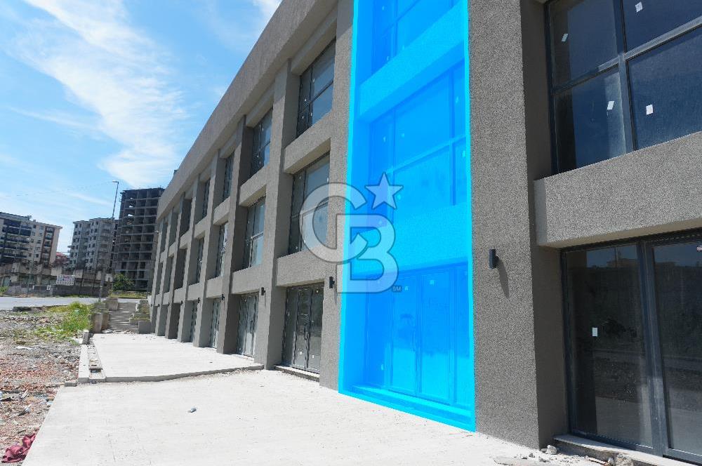ÖDÜL İSTANBUL PROJESİNDE ANA CADDE ÜZERİNDE SATILIK DÜKKAN