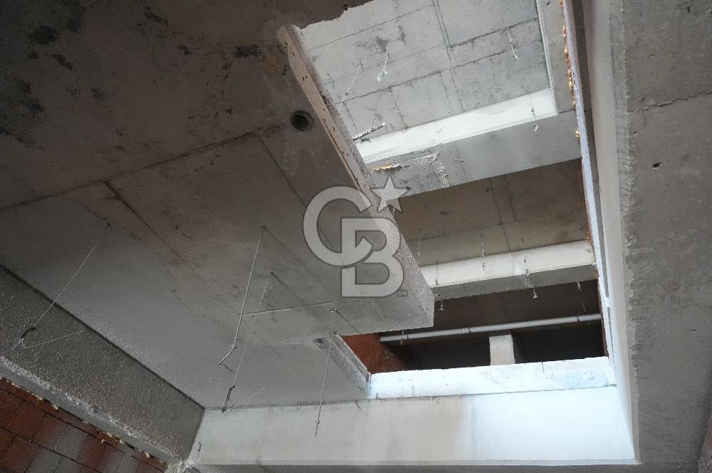 ÖDÜL İSTANBULDA ANA CADDE ÜZERİNDE SATILIK DÜKKAN