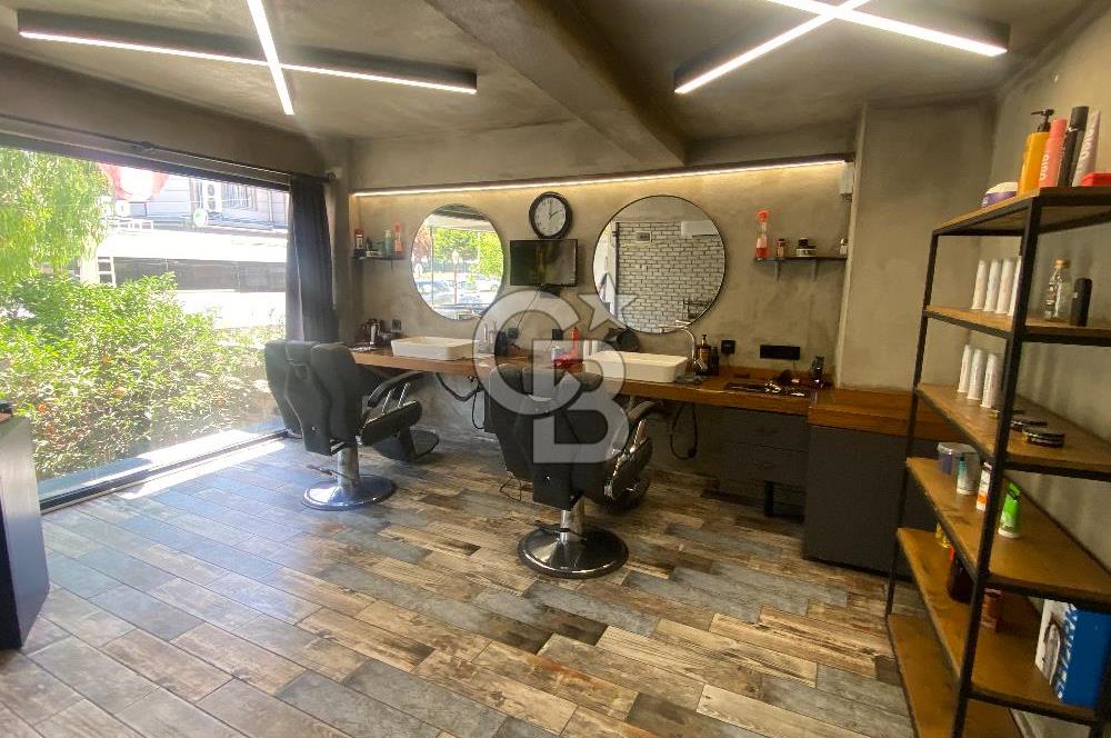 İzmir Hasan Tahsin caddesi üzerinde devren kiralık berber  ve güzellik salonu 