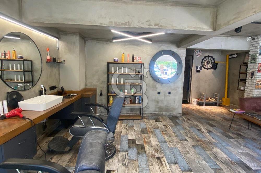 İzmir Hasan Tahsin caddesi üzerinde devren kiralık berber  ve güzellik salonu 