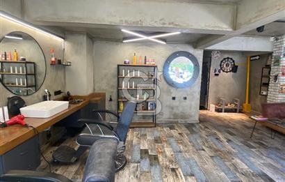 İzmir Hasan Tahsin caddesi üzerinde devren kiralık berber  ve güzellik salonu 
