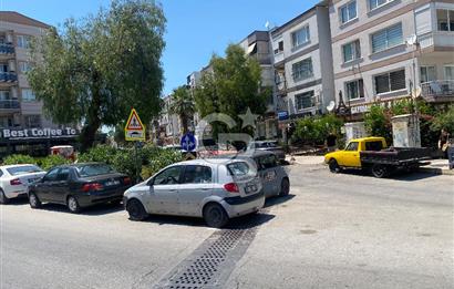 İzmir Hasan Tahsin caddesi üzerinde devren kiralık berber  ve güzellik salonu 