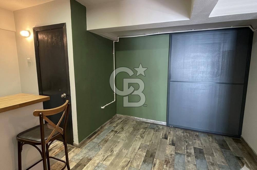 İzmir Hasan Tahsin caddesi üzerinde devren kiralık berber  ve güzellik salonu 