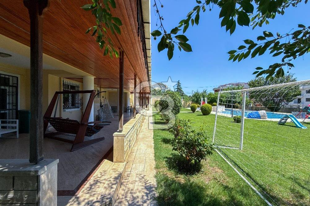 BÜYÜKÇEKMECE CELALİYEDE EŞYALI KREDİYE UYGUN SATILIK 5+2 VİLLA