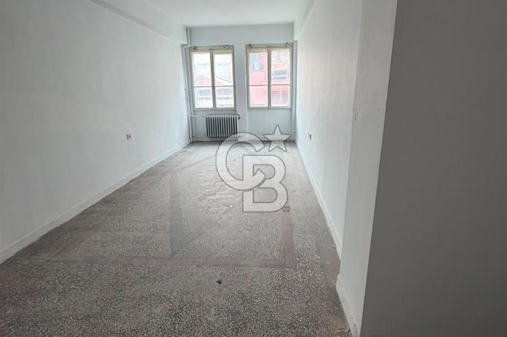 Ulus Merkezi Konumda Komple/ Kat Bazlı Kiralık Ticari Bina