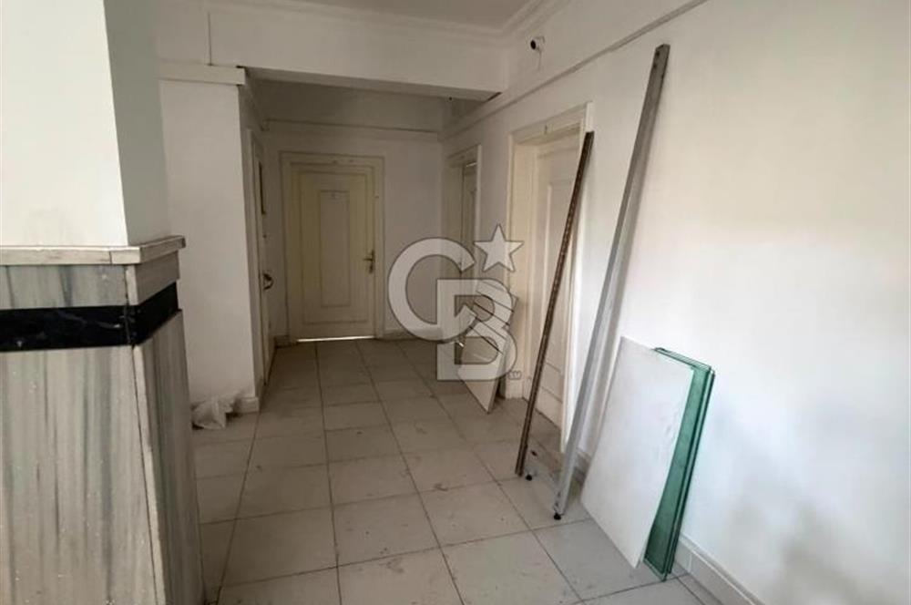 Ulus Merkezi Konumda Komple/ Kat Bazlı Kiralık Ticari Bina