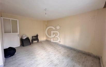 Bornova İnönü’de Ferah ve Aydınlık 3+1 Kiralık Daire