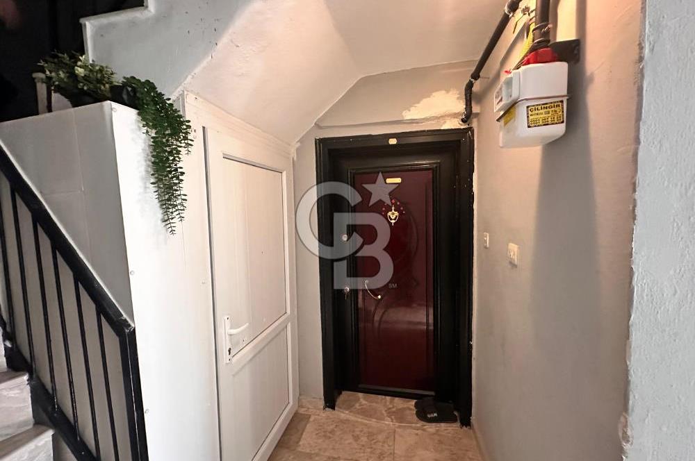 Bornova İnönü’de Ferah ve Aydınlık 3+1 Kiralık Daire