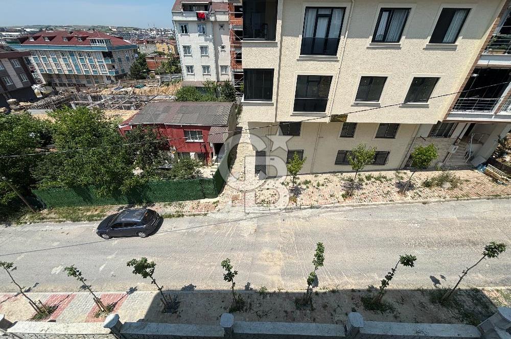 ARNAVUTKÖY HARAÇÇI KARLIBAYIRDA BUTİK BİNADA SATILIK 2+1 DAİRE