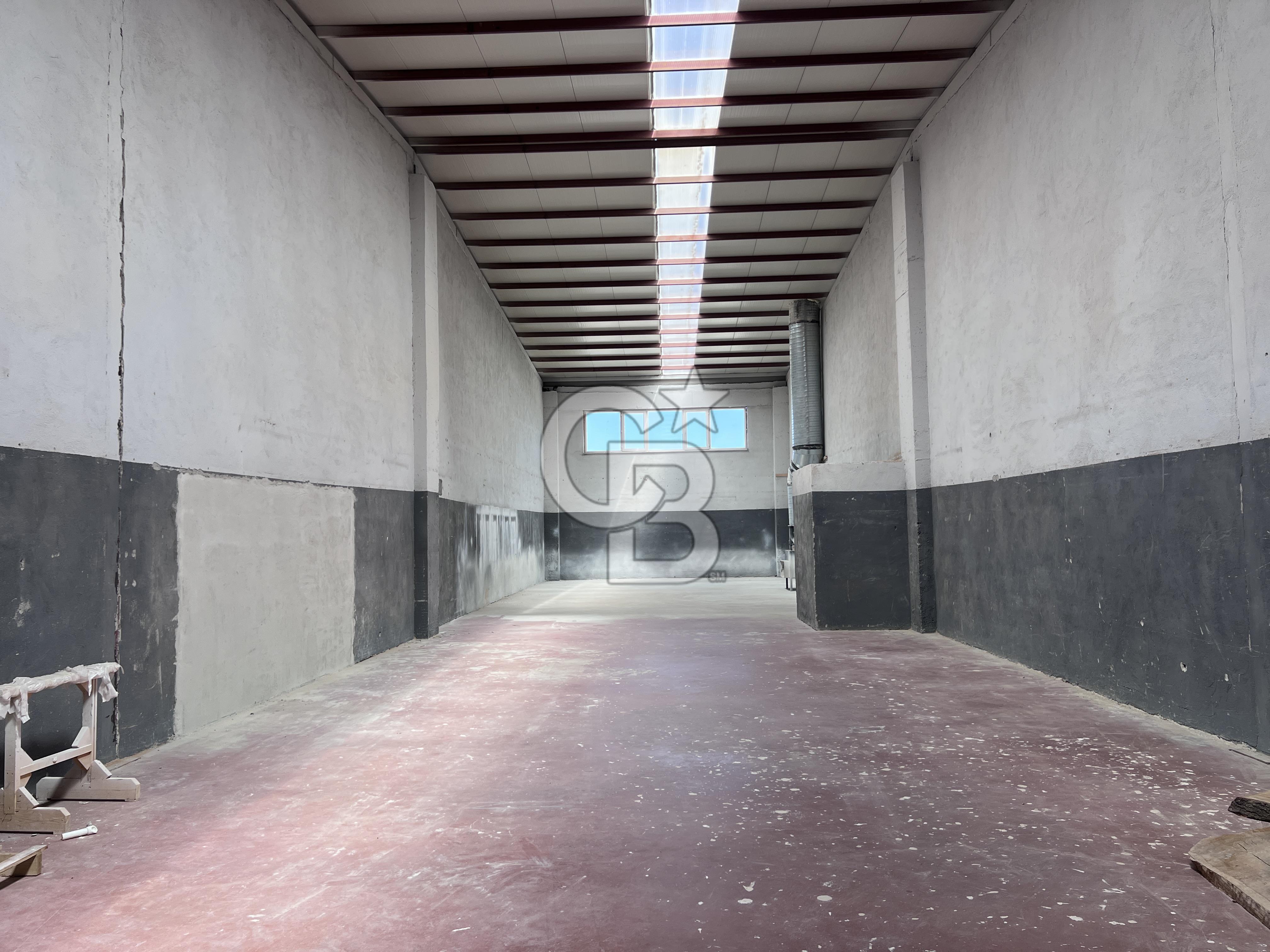 ÇİFTLİKKÖY SANAYİ SİTESİ KİRALIK ATÖLYE DÜKKAN İŞ YERİ! 250 M2