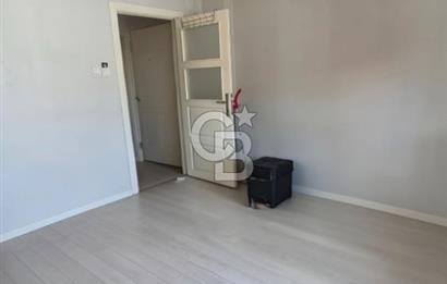 Ortaköy de Sahile Yakın Yokuşsuz Boş 1+1 Kiralık Daire
