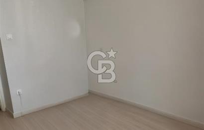 Ortaköy de Sahile Yakın Yokuşsuz Boş 1+1 Kiralık Daire
