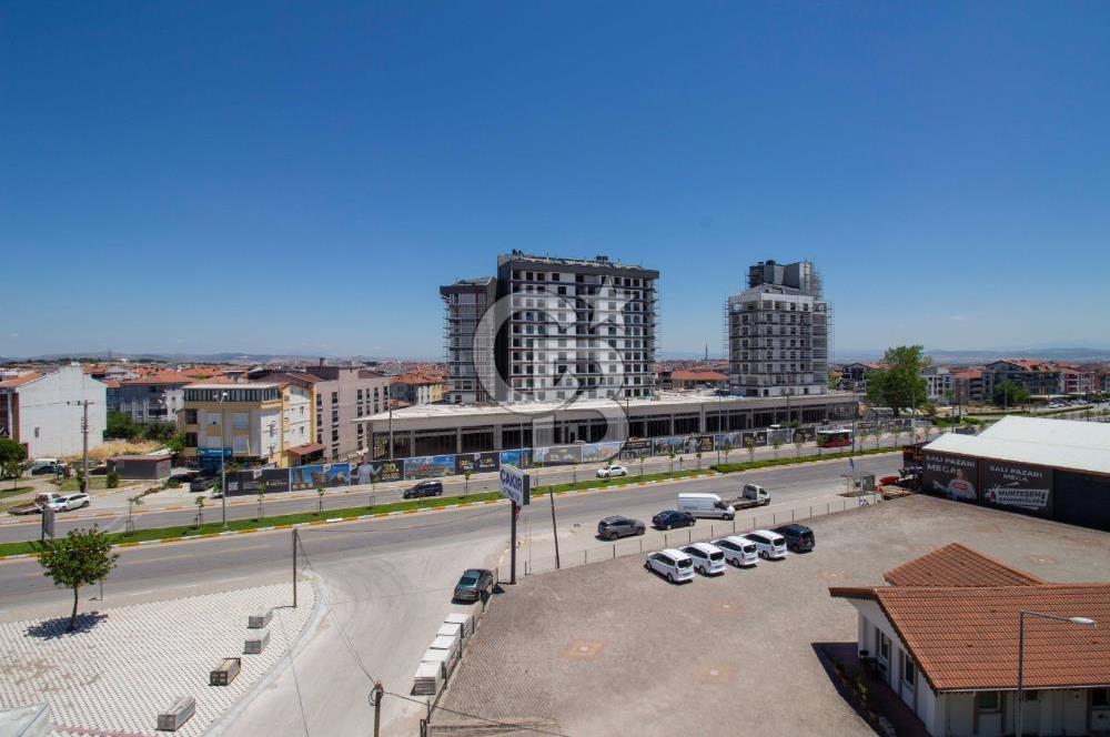 Yeni İzmir Caddesi’nde Satılık 2+1 Dubleks Daire