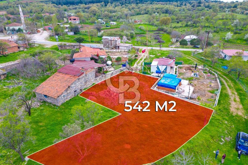 ÇANAKKALE MERKEZ SALİHLERDE KÖY İÇİ İMARLI 542m2 ARSA