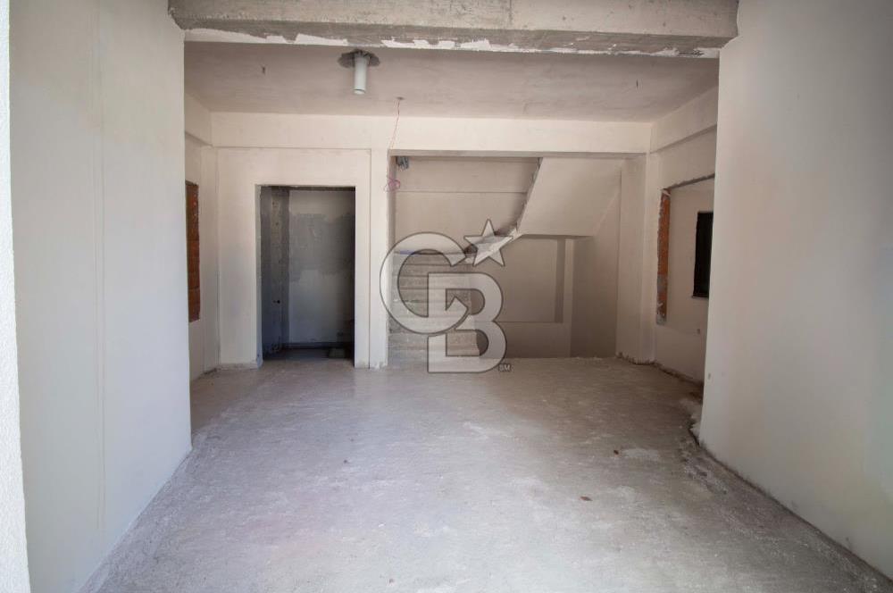 Yeni İzmir Caddesi’nde Satılık 2+1 Dubleks Daire
