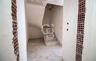 Yeni İzmir Caddesi’nde Satılık 2+1 Dubleks Daire