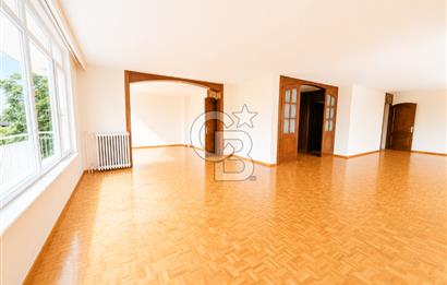 MODA , VİTOL ÇIKMAZI'NDA 4+1 220 M2 GENİŞ BALKONLU DAİRE