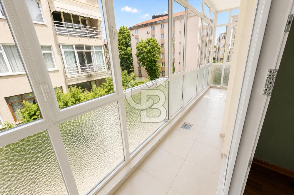MODA , VİTOL ÇIKMAZI'NDA 4+1 220 M2 GENİŞ BALKONLU DAİRE