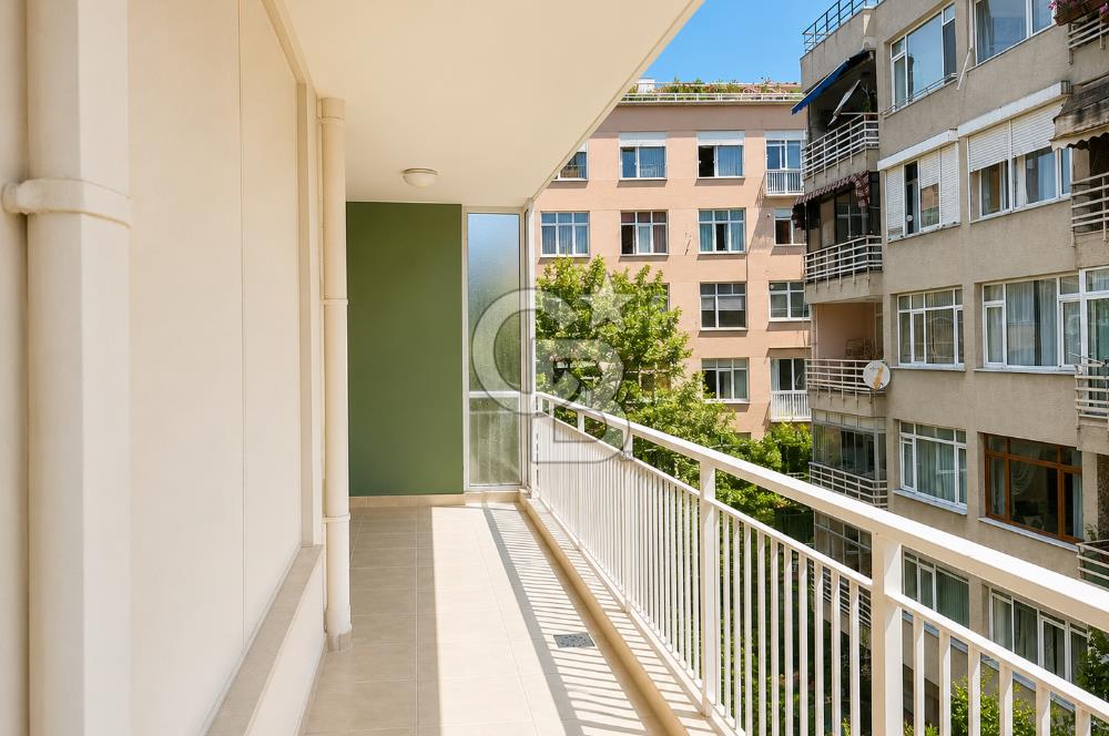 MODA , VİTOL ÇIKMAZI'NDA 4+1 220 M2 GENİŞ BALKONLU DAİRE
