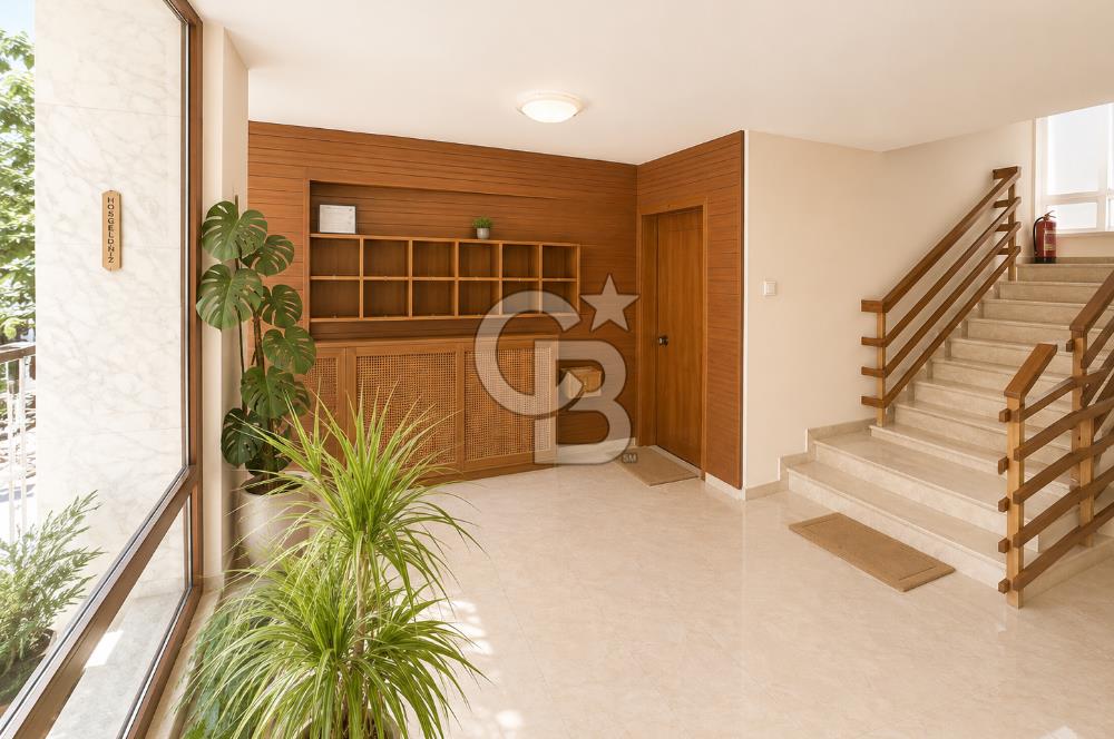 MODA , VİTOL ÇIKMAZI'NDA 4+1 220 M2 GENİŞ BALKONLU DAİRE