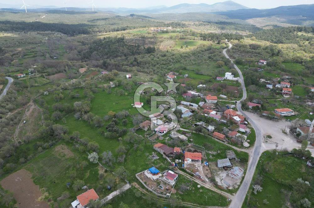 ÇANAKKALE MERKEZ SALİHLERDE KÖY İÇİ İMARLI 542m2 ARSA