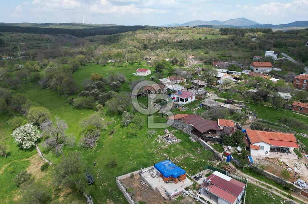 ÇANAKKALE MERKEZ SALİHLERDE KÖY İÇİ İMARLI 542m2 ARSA