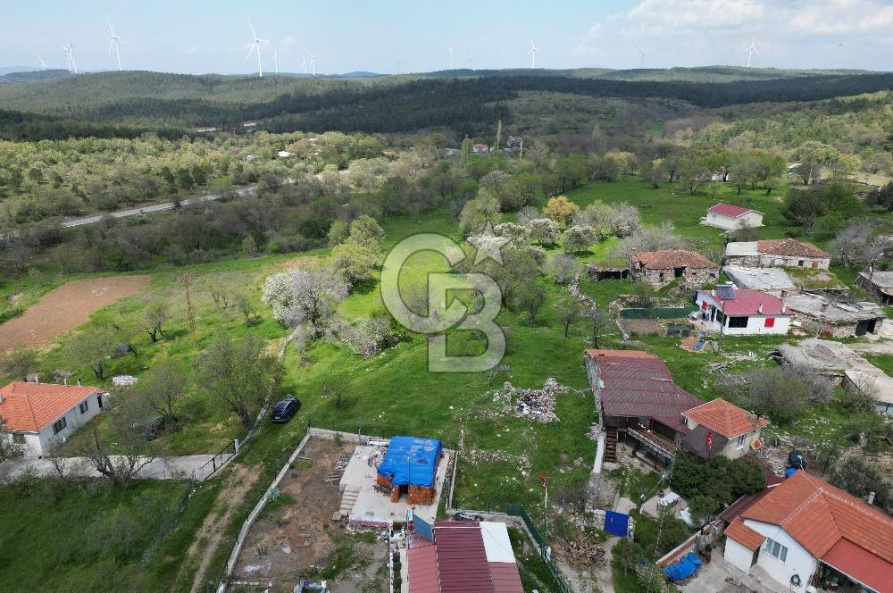 ÇANAKKALE MERKEZ SALİHLERDE KÖY İÇİ İMARLI 542m2 ARSA