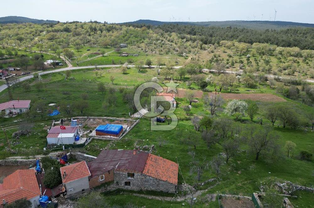 ÇANAKKALE MERKEZ SALİHLERDE KÖY İÇİ İMARLI 542m2 ARSA