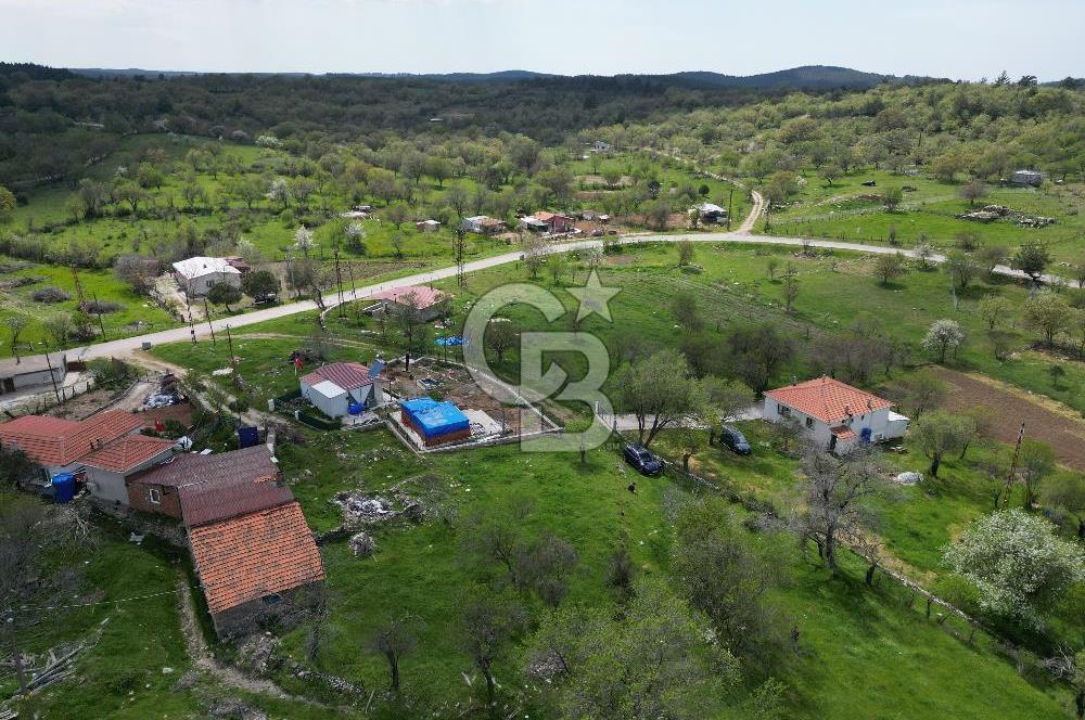 ÇANAKKALE MERKEZ SALİHLERDE KÖY İÇİ İMARLI 542m2 ARSA