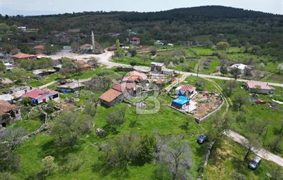 ÇANAKKALE MERKEZ SALİHLERDE KÖY İÇİ İMARLI 542m2 ARSA