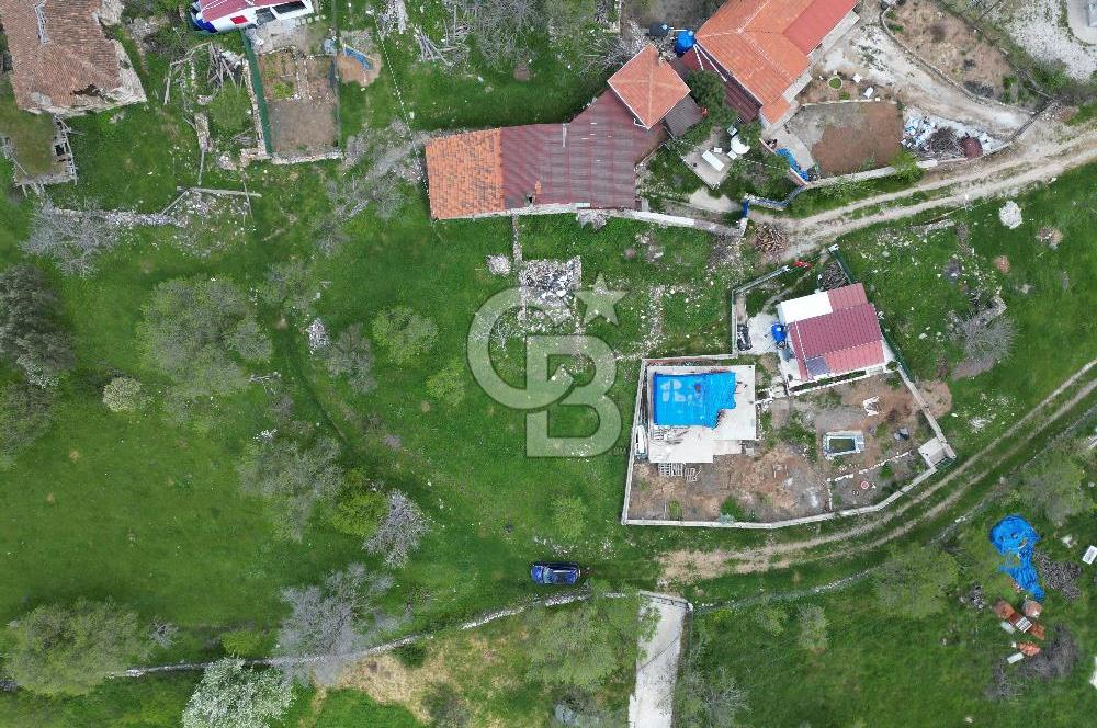 ÇANAKKALE MERKEZ SALİHLERDE KÖY İÇİ İMARLI 542m2 ARSA