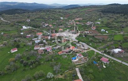 ÇANAKKALE MERKEZ SALİHLERDE KÖY İÇİ İMARLI 542m2 ARSA