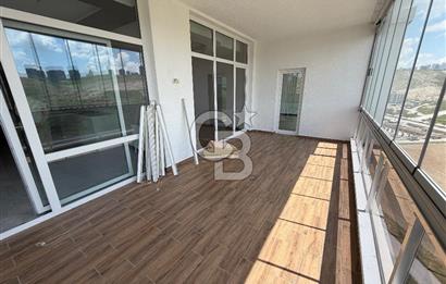 ALACAATLI VENT KULE'DE PANAROMİK MANZARALI EKSTRA YAPILI 250M2 5+1 KİRALIK DAİRE