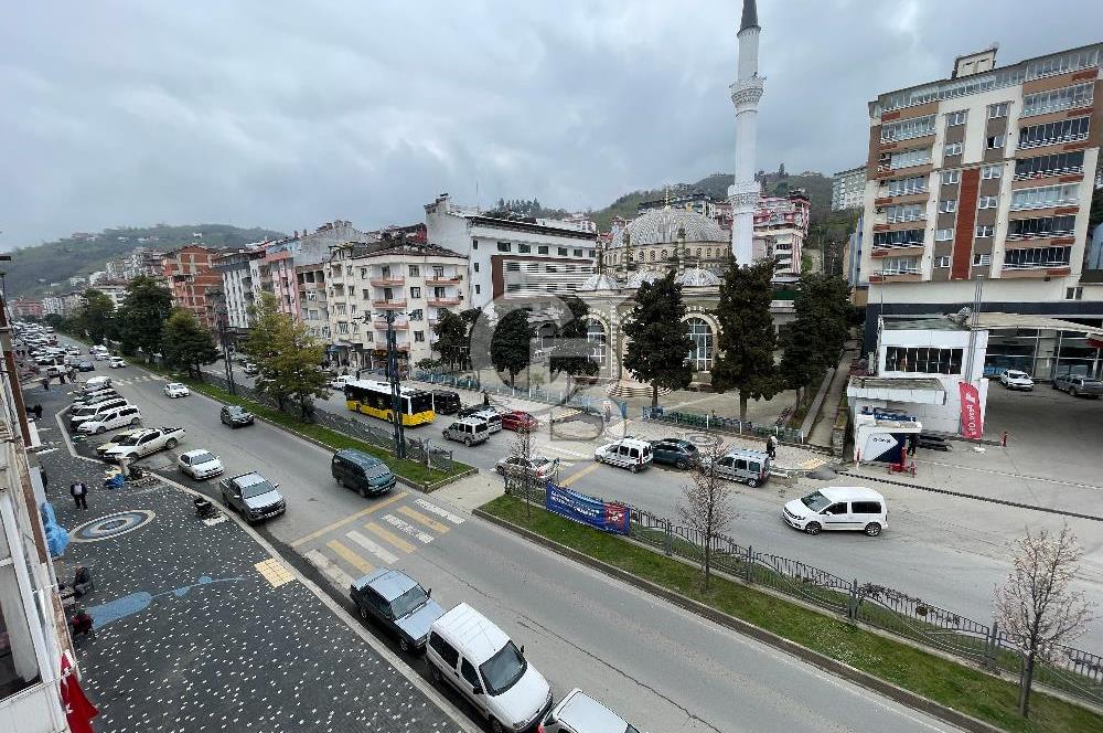 CB LİKA'DAN YOMRA SANCAK MAH. MERKEZİ KONUMDA SATILIK DAİRE