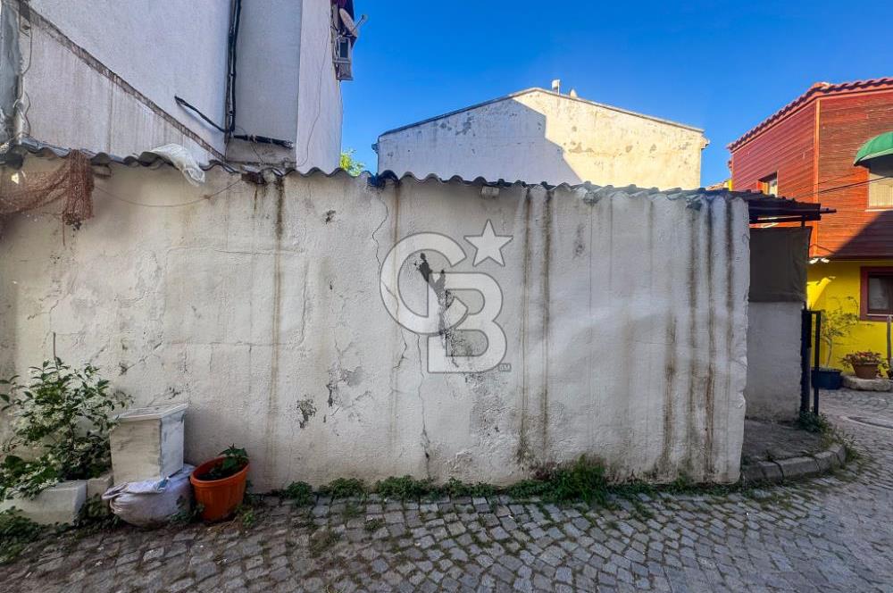 BOZCAADA ALAYBEY MAHALLESINDE SATILIK KÖŞE ARSA