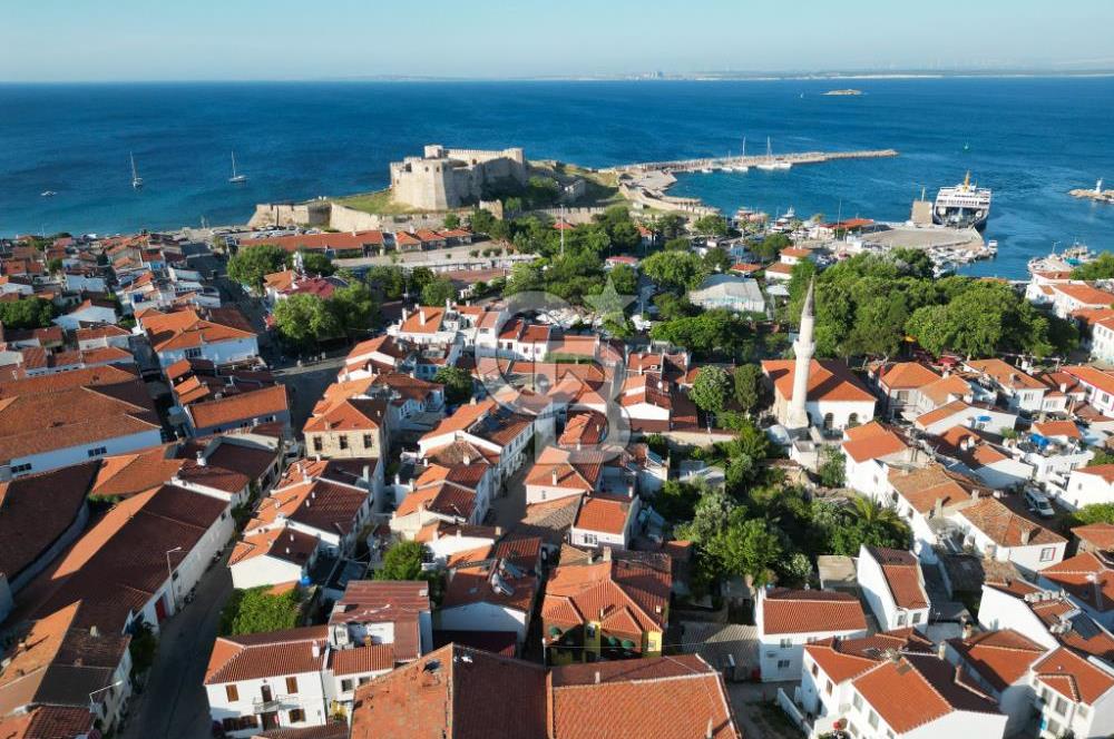 BOZCAADA ALAYBEY MAHALLESINDE SATILIK KÖŞE ARSA