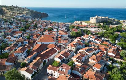 BOZCAADA ALAYBEY MAHALLESINDE SATILIK KÖŞE ARSA