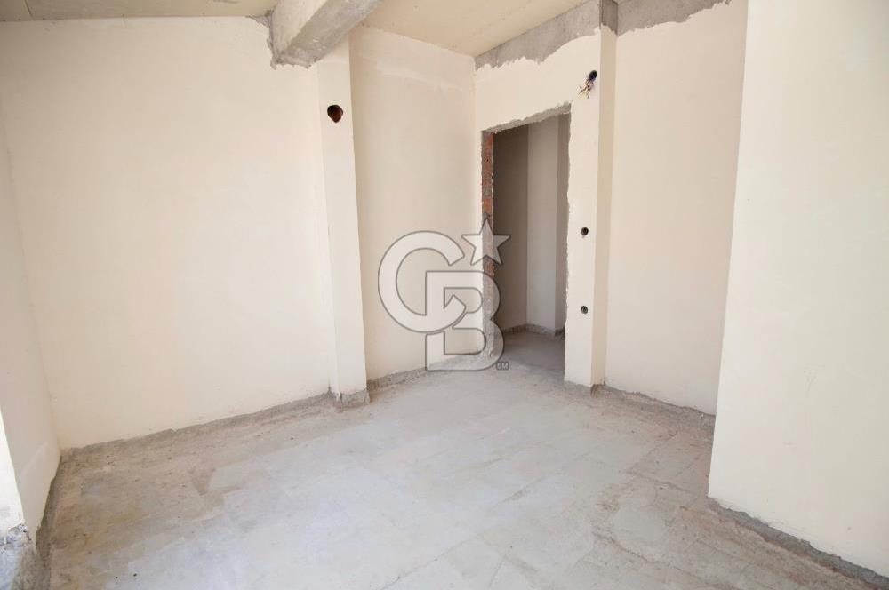 Yeni İzmir Caddesi’nde Satılık 2+1 Dubleks Daire
