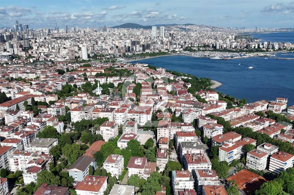 MODA , VİTOL ÇIKMAZI'NDA 4+1 220 M2 GENİŞ BALKONLU DAİRE