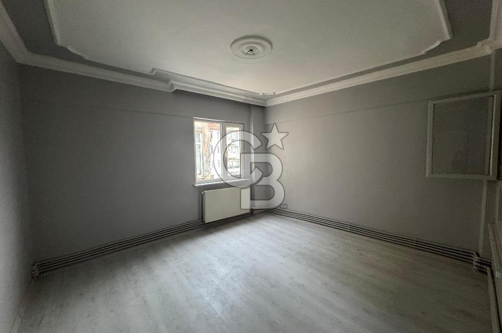 YALOVA MERKEZİ KONUM 2+1 SAHİLE YÜRÜME MESAFESİ SATILIK DAİRE!.