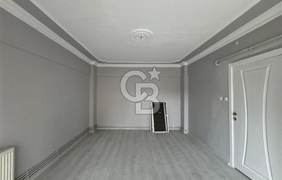 YALOVA MERKEZİ KONUM 2+1 SAHİLE YÜRÜME MESAFESİ SATILIK DAİRE!.