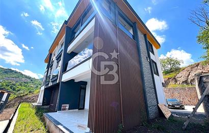CB TOWER BAŞİSKELE 'DE MANZARALI 5+1 TRİPLEKS KİRALIK VİLLA