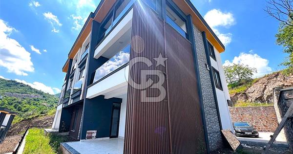 CB TOWER BAŞİSKELE 'DE MANZARALI 5+1 TRİPLEKS KİRALIK VİLLA - 354450