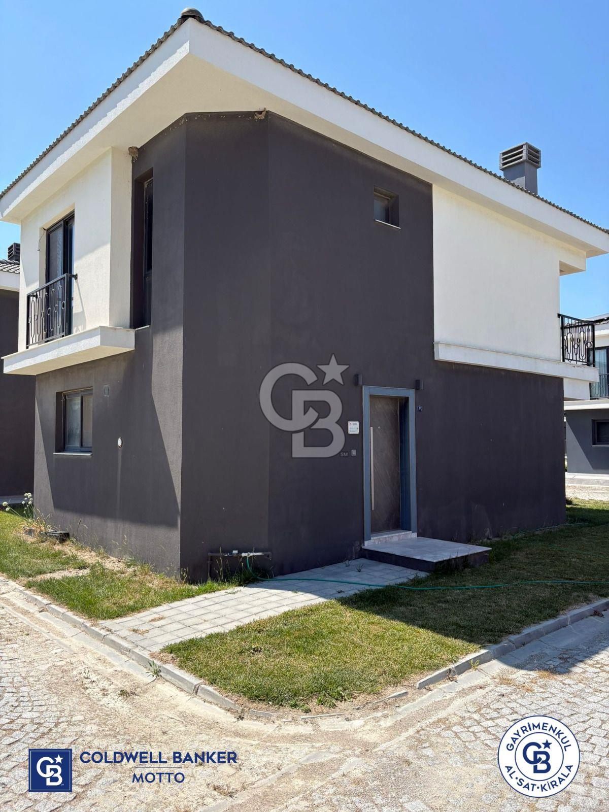 Çandarlı Tatil Köyü Yanı Kervan Sitesi Satılık 3+1 Villa
