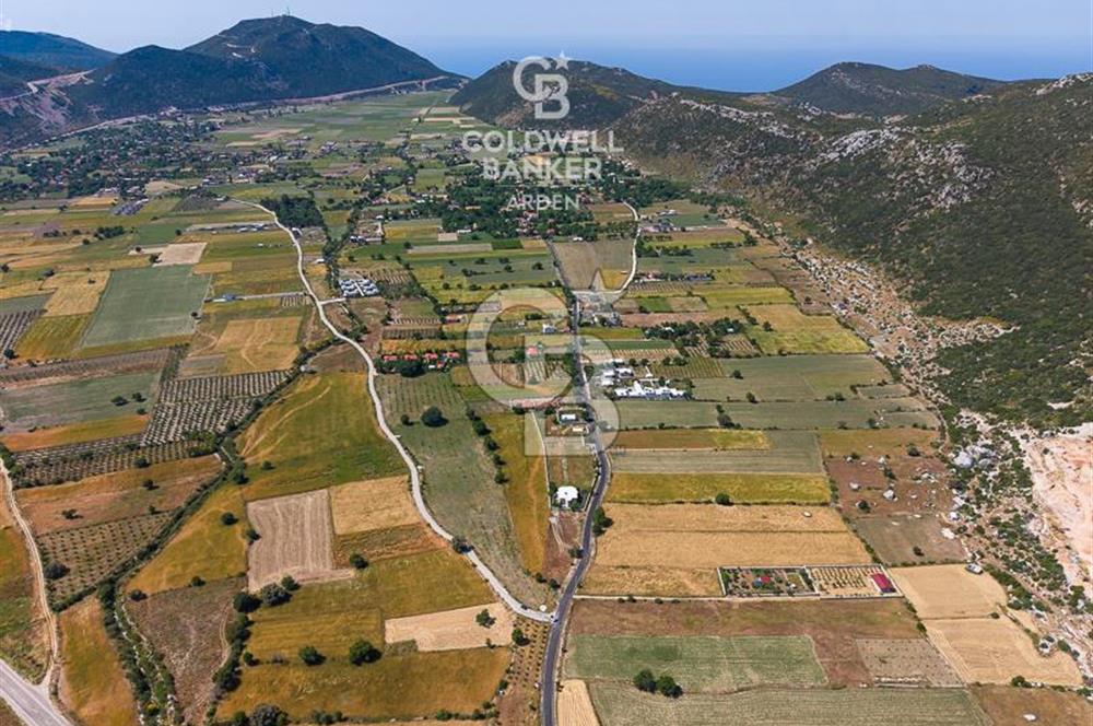 ANTALYA KAŞ BEZİRGAN DA CB ARDEN DEN 8082 m² SATILIK TARLA