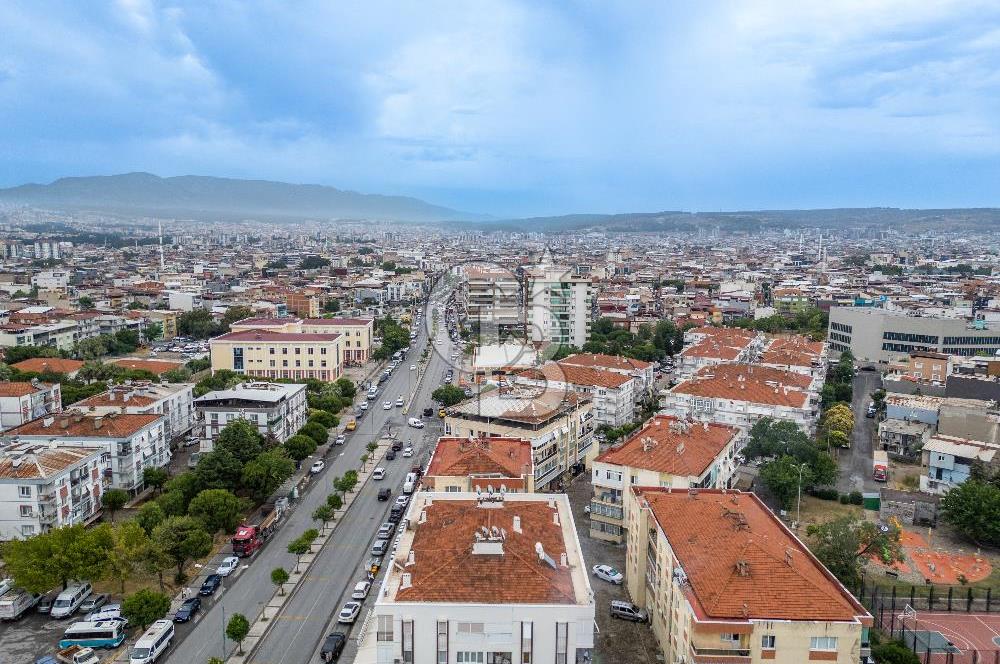 Karabağlar cadde üzeri satılık 3+1