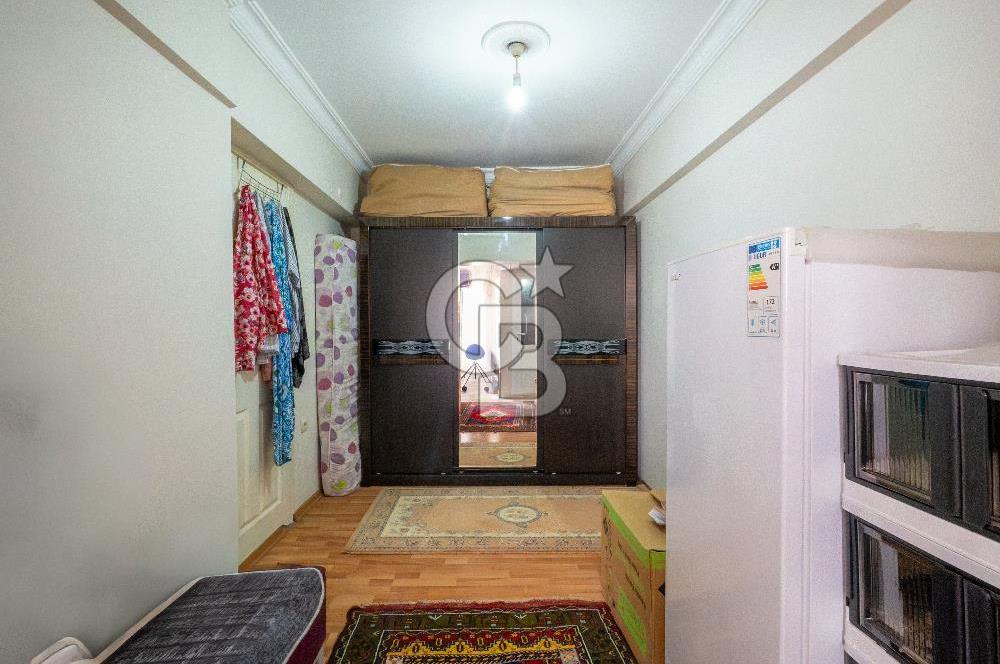 Karabağlar cadde üzeri satılık 3+1
