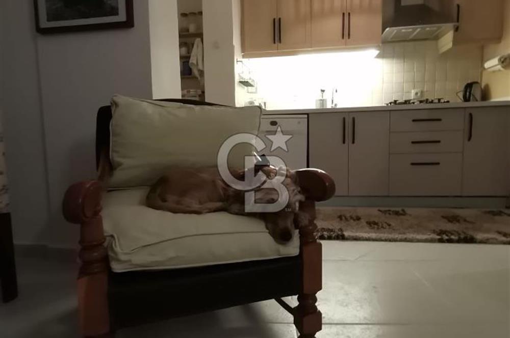 Aksoy'da Giriş Katı Bahçeli 2+1  Eşyalı Kiralık Daire