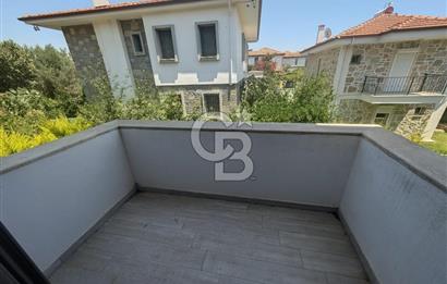 Doğayla İç İçe, Müstakil Tadında Özel Bahçeli ve Teraslı 2+1 Dub
